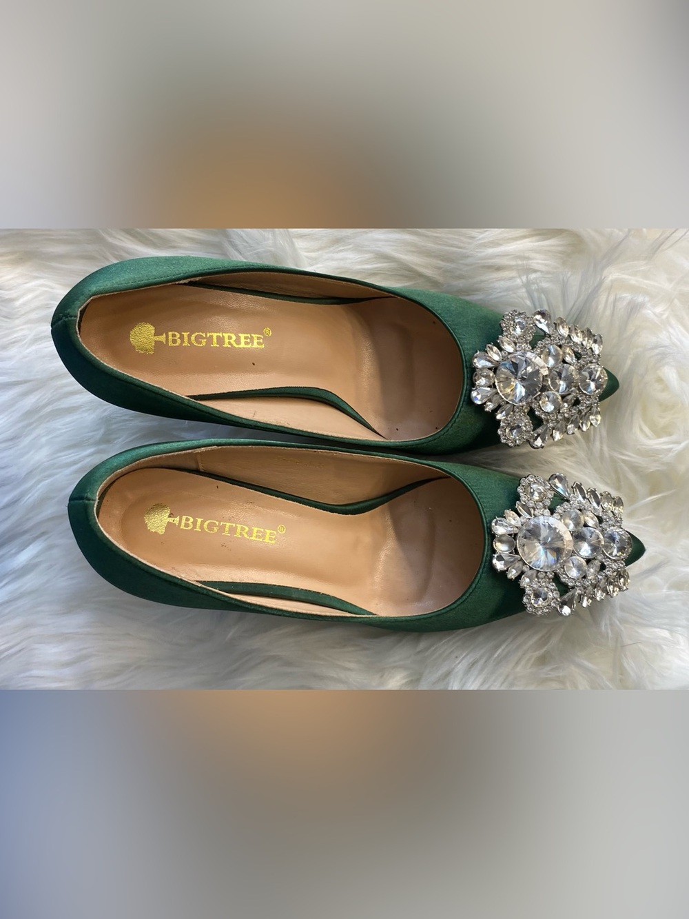 OrchTree Emerald Satin Crystal-Embellished Pointed Pumps - Picture 3 of 8